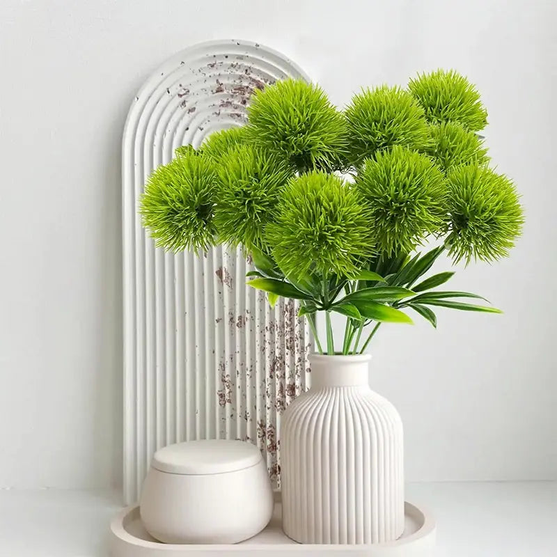 vase et un plateau , plante artificielle ,deco