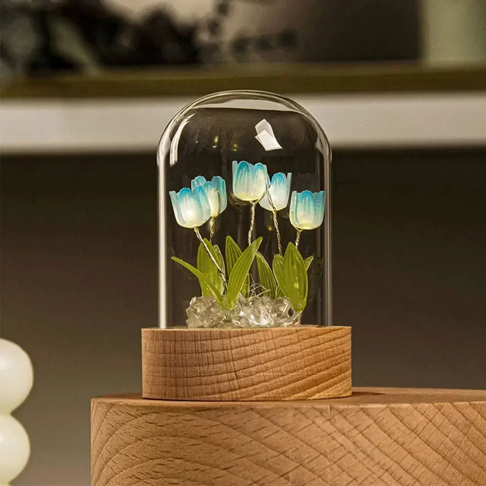 DIY Petites tulipes dans une lampe dôme en verre - CHiCLiKi