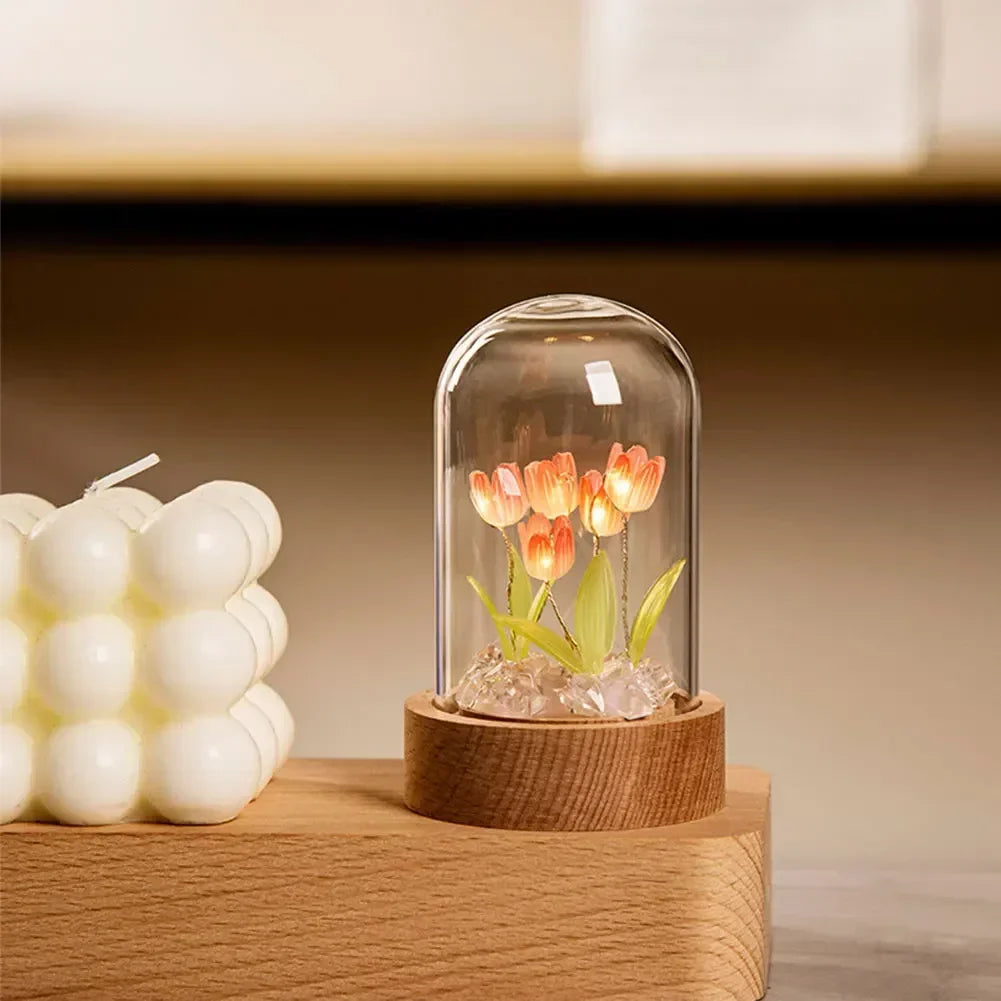 DIY Petites tulipes dans une lampe dôme en verre - CHiCLiKi
