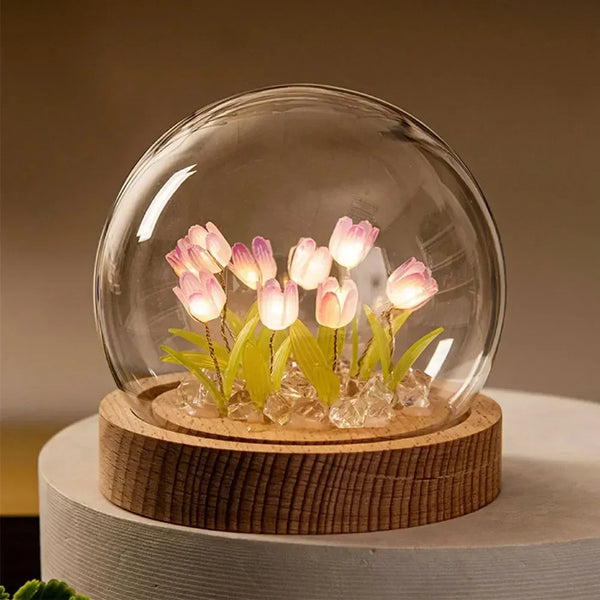 DIY Petites tulipes dans une lampe dôme en verre - CHiCLiKi